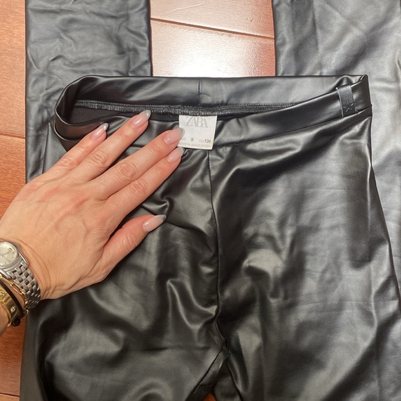 LOT of girls clothing (30 items) - Picture 7 of 11